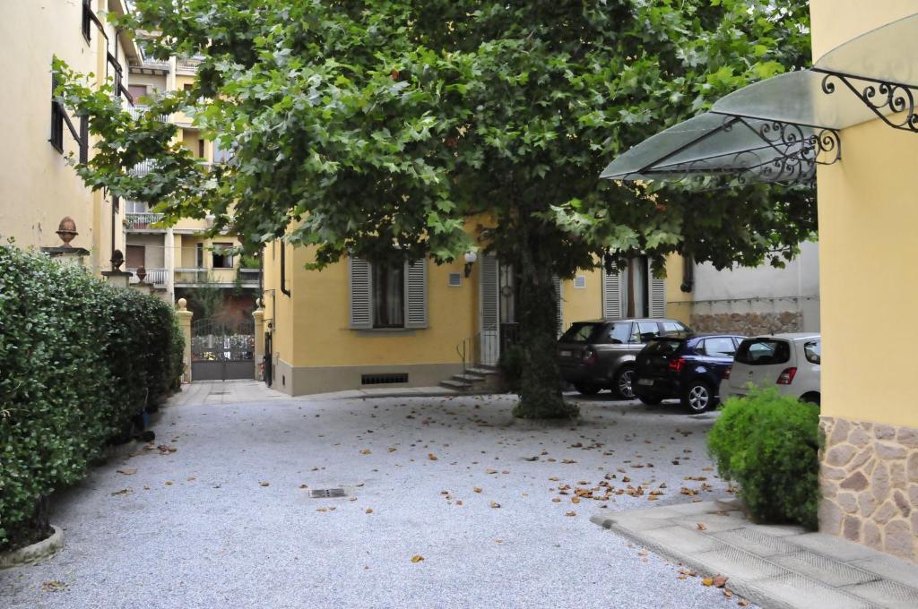 Hotel Della Robbia ฟลอเรนซ์ ภายนอก รูปภาพ